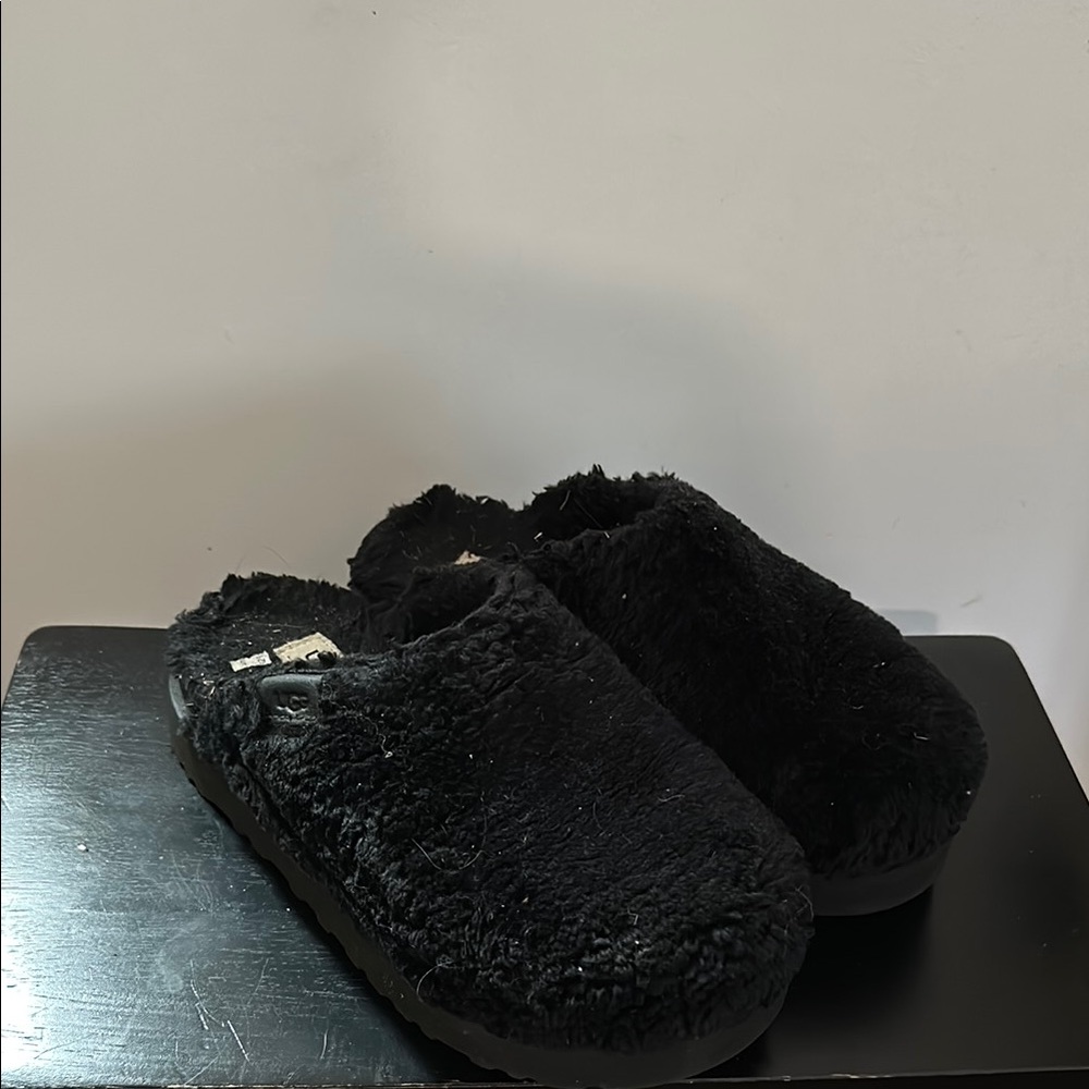 UGG Black Plush Slippers for Cozy Comfort